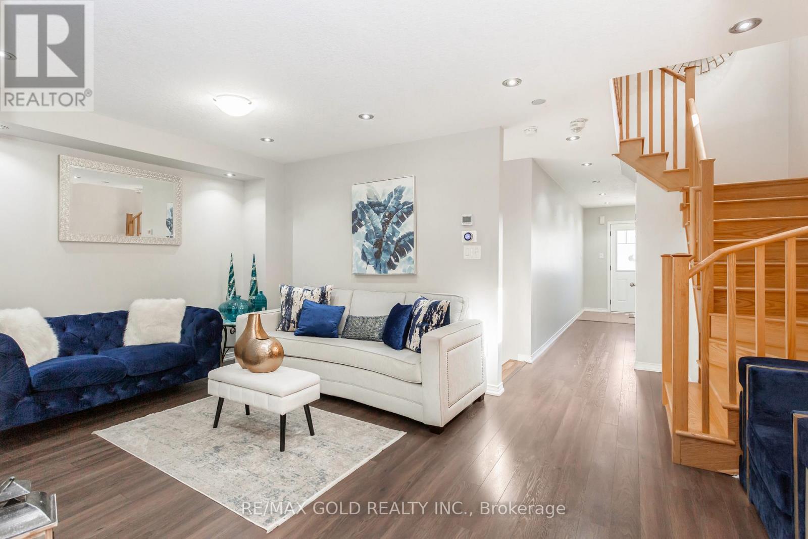 486 Queen Mary Drive, Brampton, Ontario  L7A 4N3 - Photo 10 - W12525736