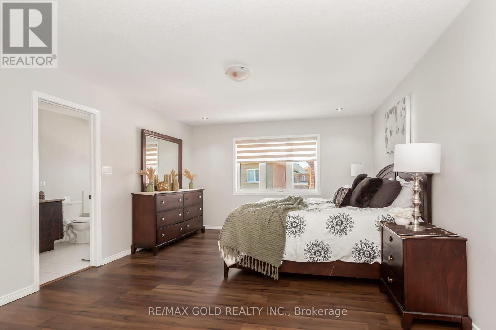 486 Queen Mary Drive, Brampton, Ontario  L7A 4N3 - Photo 32 - W12525736