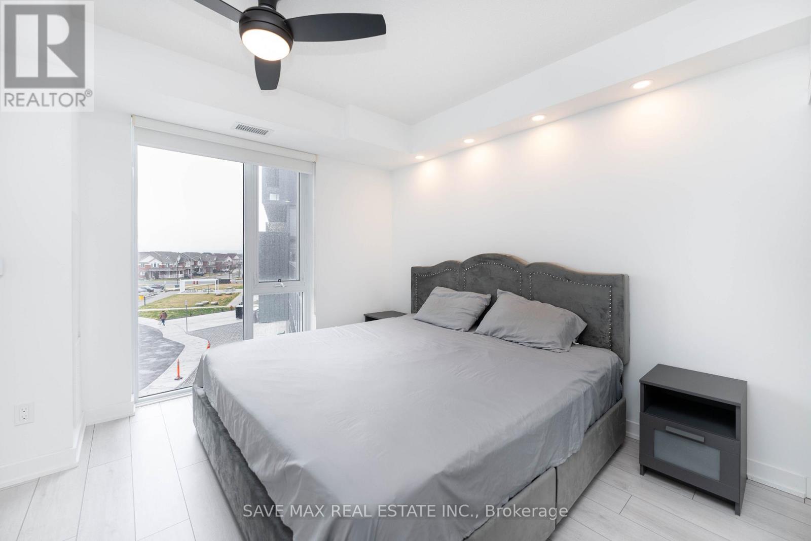 B317 - 3200 Dakota Common, Burlington, Ontario  L7M 2A7 - Photo 8 - W12525774