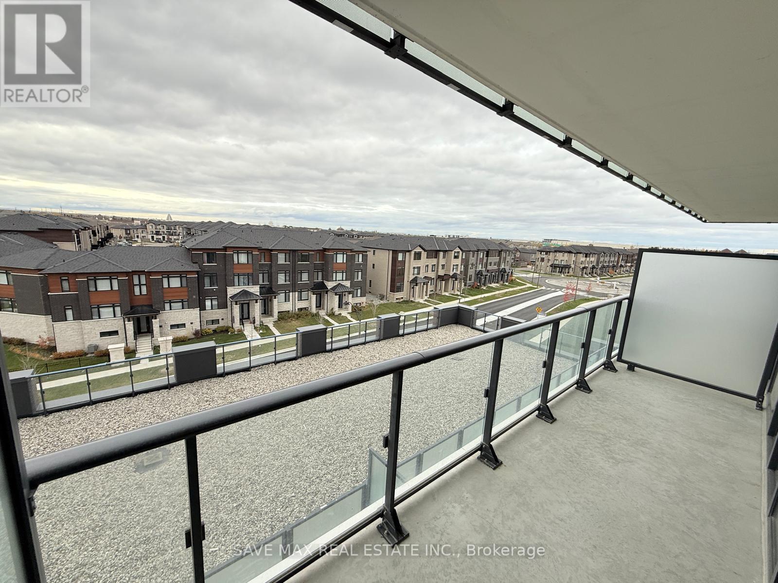 318 - 15 Skyridge Drive, Brampton, Ontario  L6P 4S3 - Photo 9 - W12525776