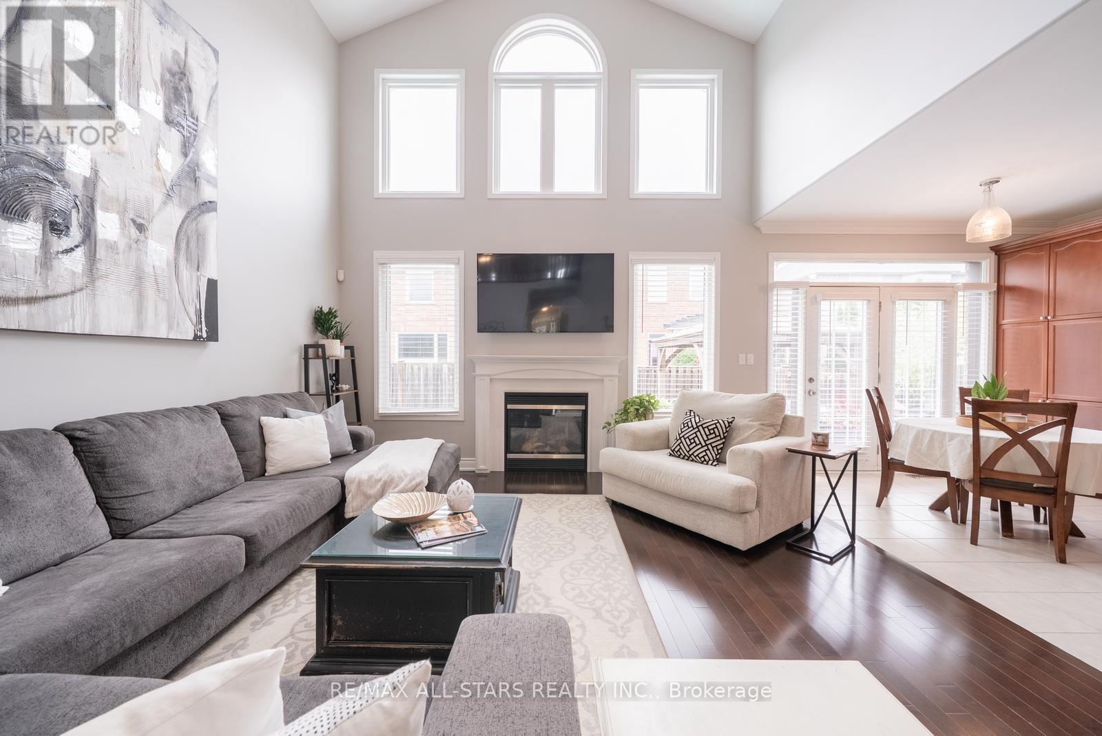 134 STEPHENSBROOK CIRCLE, Whitchurch-Stouffville, Ontario