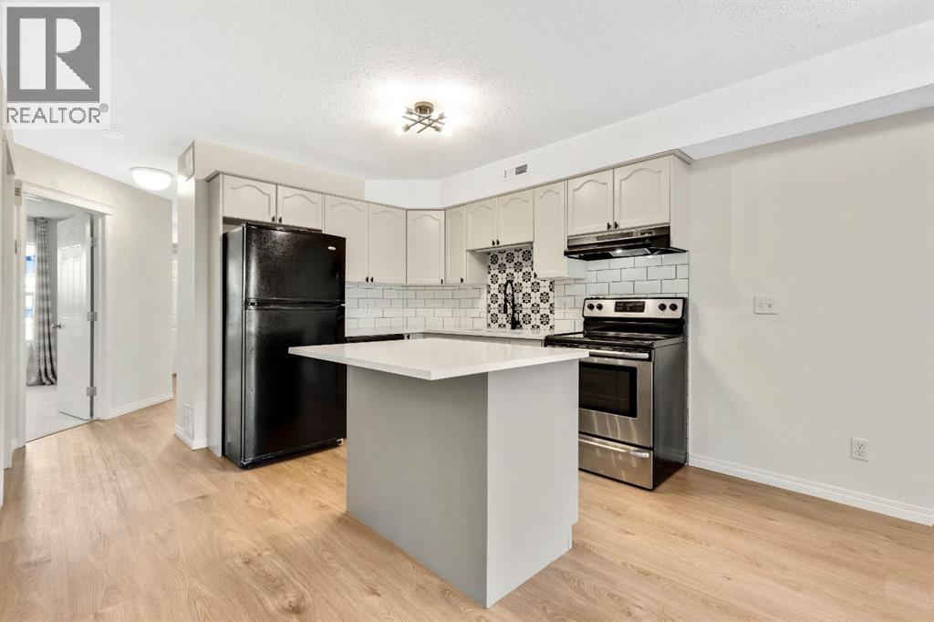 321, 103 Strathaven Drive, Strathmore, Alberta  T1P 1W3 - Photo 2 - A2255179