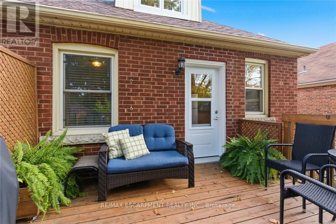 76 East 15th Street, Hamilton, Ontario  L9A 4E9 - Photo 28 - X12525730