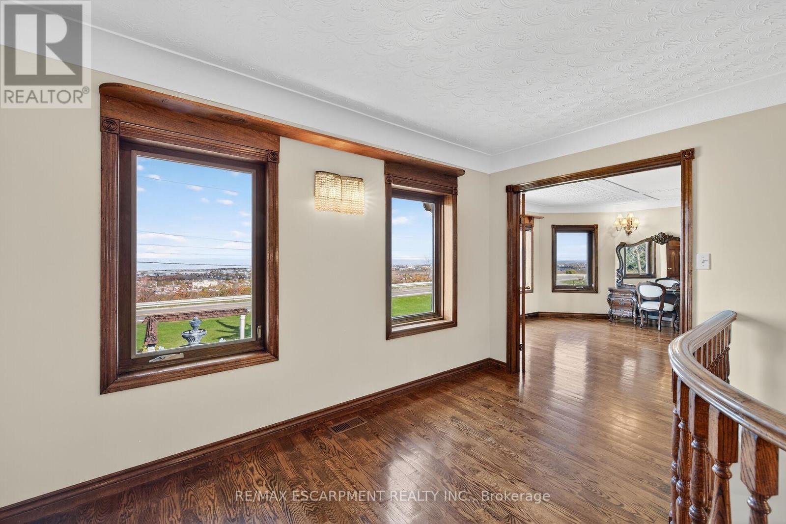 568 Ridge Road, Hamilton, Ontario  L8J 2Y6 - Photo 43 - X12525778