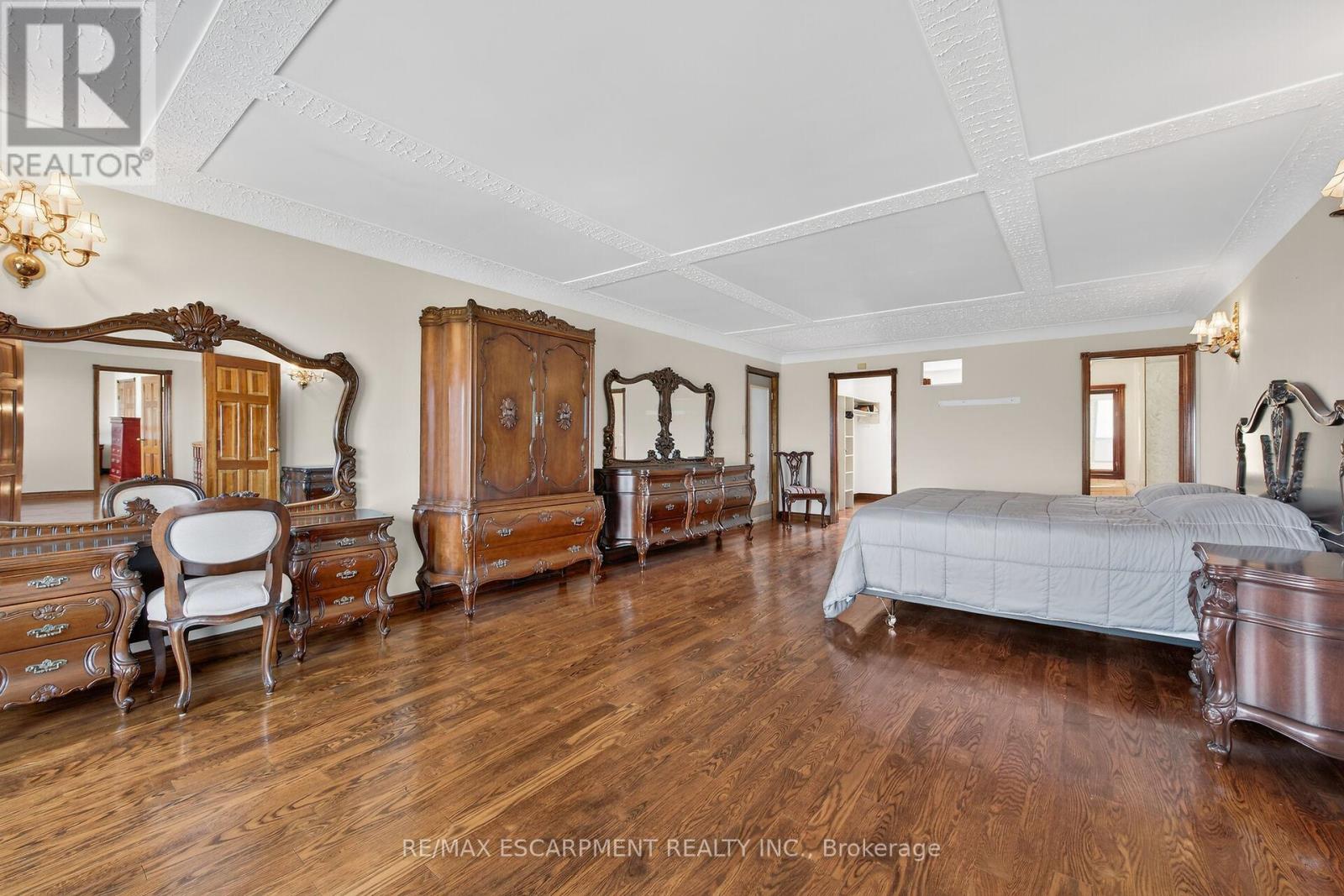 568 Ridge Road, Hamilton, Ontario  L8J 2Y6 - Photo 46 - X12525778