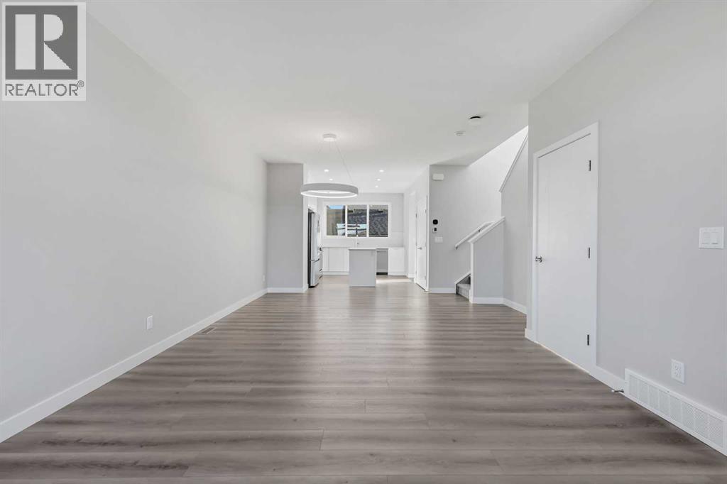 7007 Rangeview Avenue Se, Calgary, Alberta  T3S 0P9 - Photo 5 - A2269816