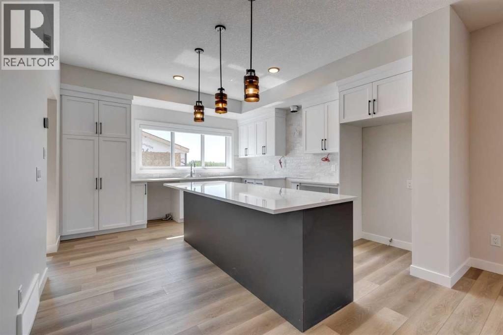 87 Legacy Reach Court Se, Calgary, Alberta  T2X 5V2 - Photo 6 - A2195231