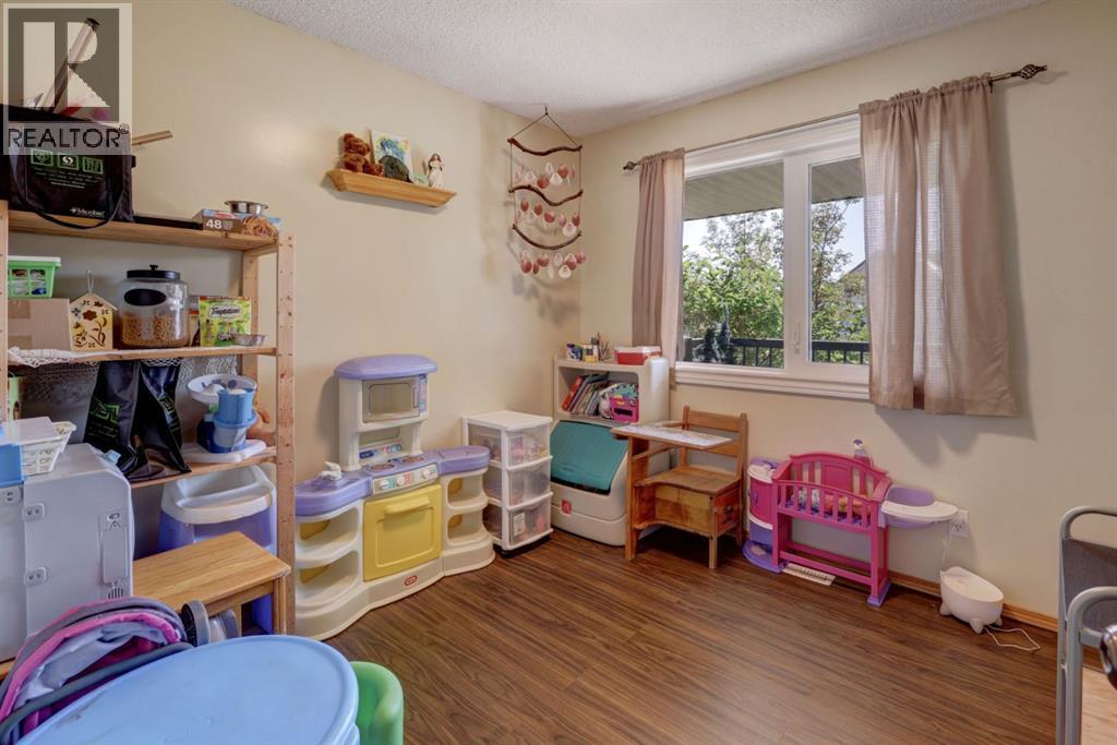 426 9 Street, Beiseker, Alberta  T0M 0G0 - Photo 22 - A2251570