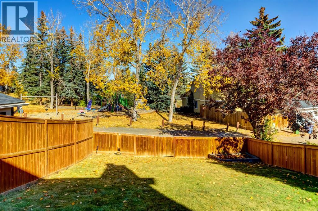 235 Strathearn Crescent Sw, Calgary, Alberta  T3H 1M9 - Photo 33 - A2269029