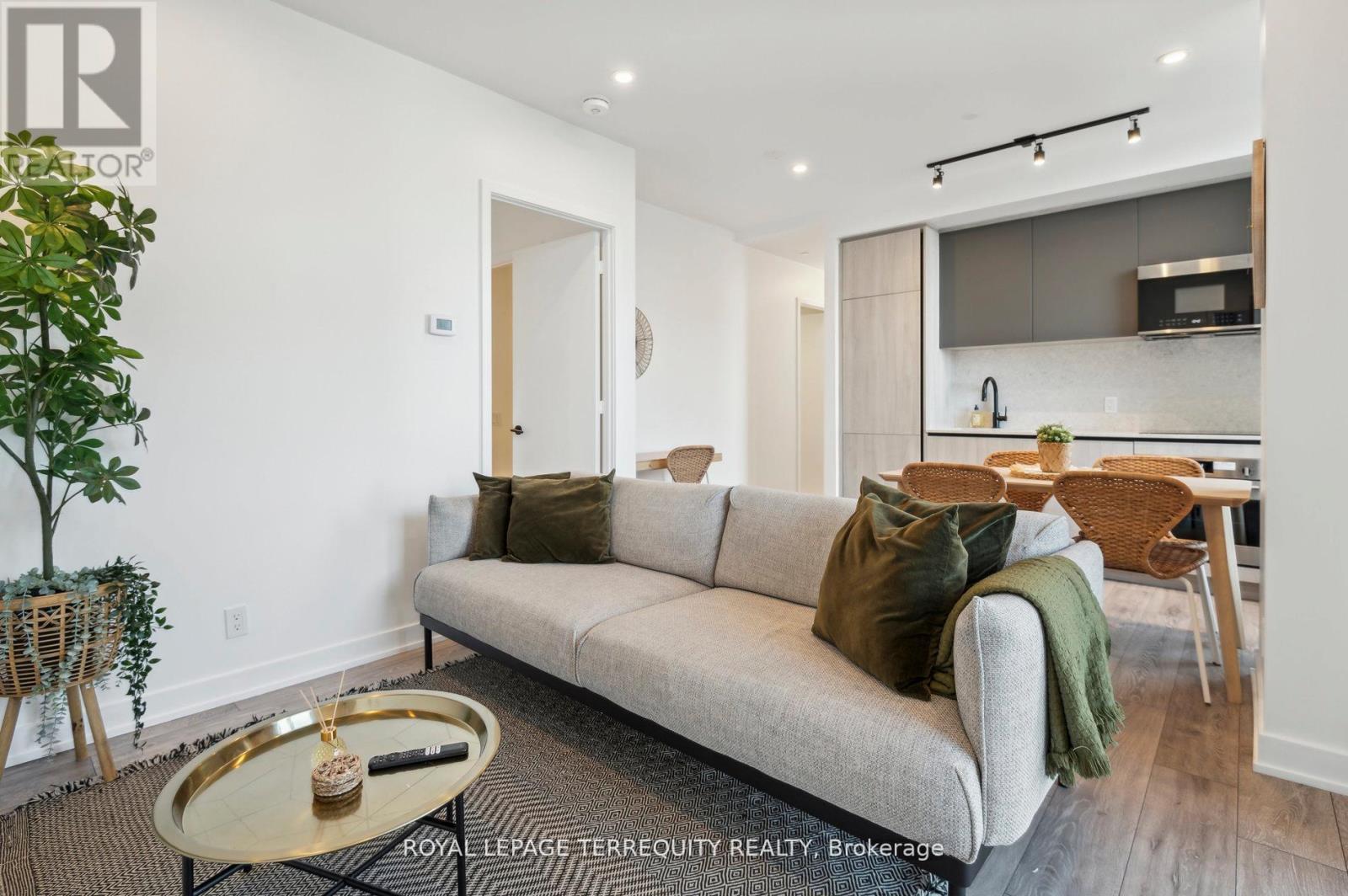 1902 - 108 Peter Street, Toronto, Ontario  M5V 0W2 - Photo 11 - C12525816