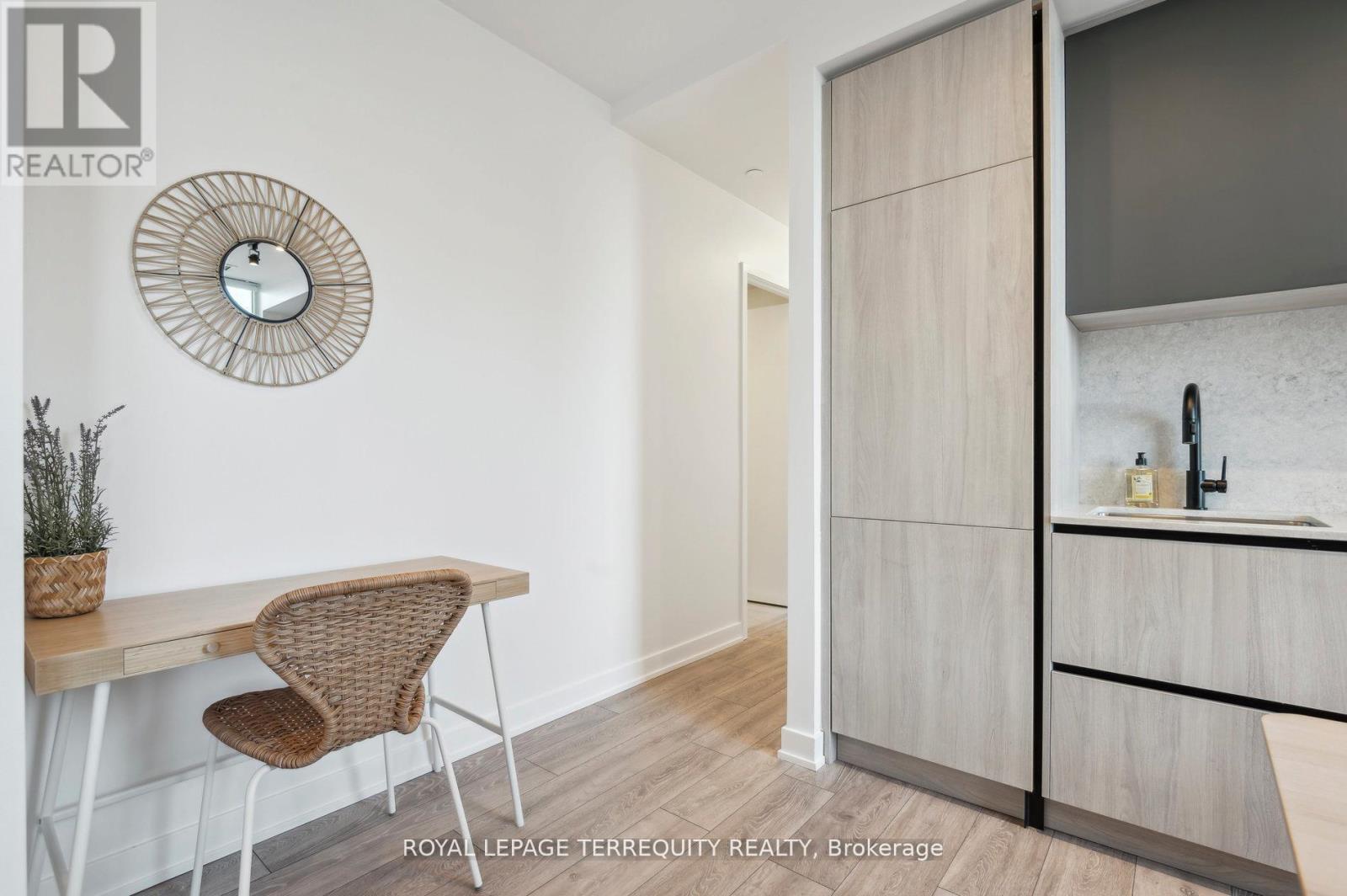 1902 - 108 Peter Street, Toronto, Ontario  M5V 0W2 - Photo 21 - C12525816