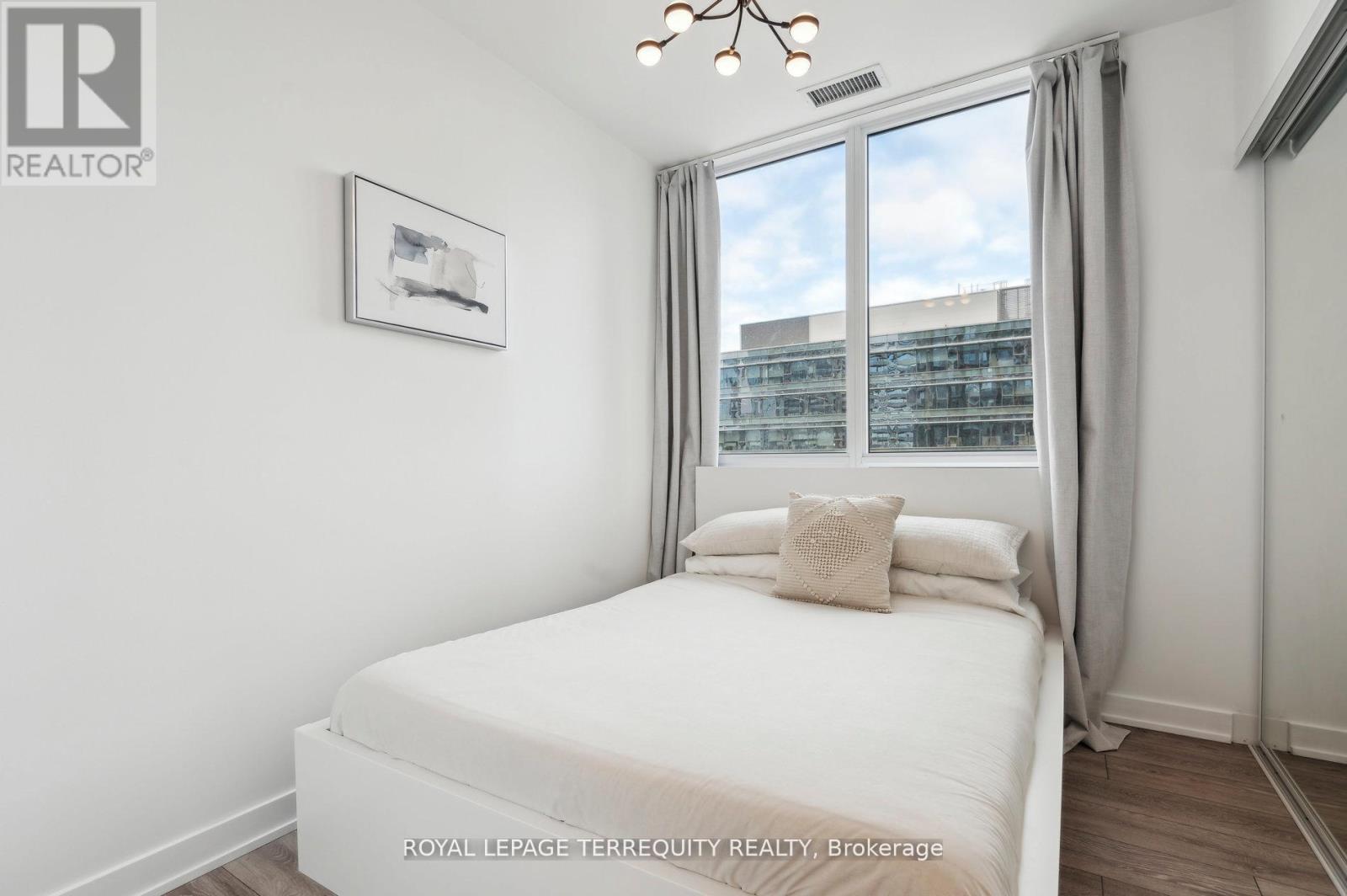 1902 - 108 Peter Street, Toronto, Ontario  M5V 0W2 - Photo 31 - C12525816