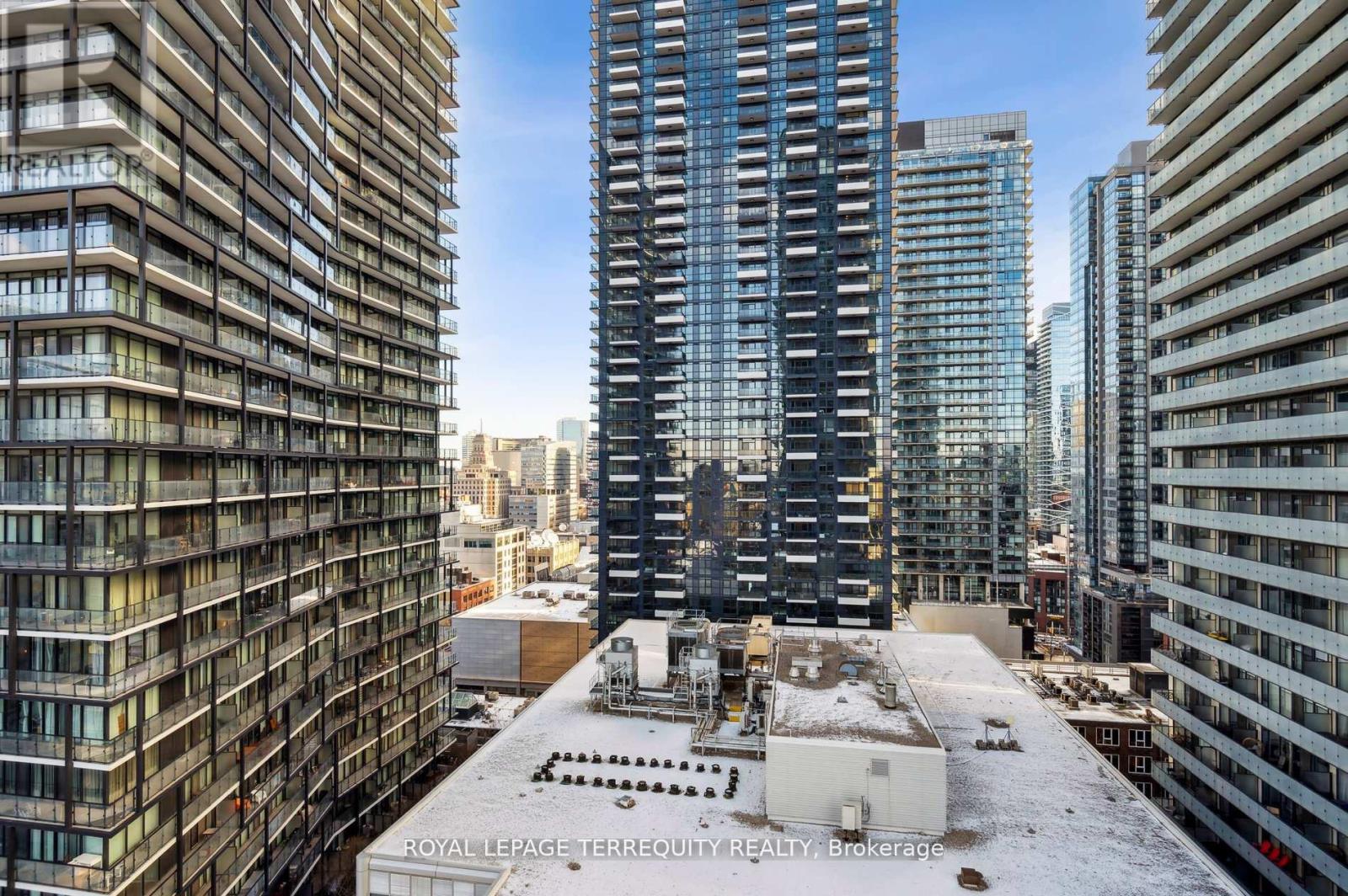 1902 - 108 Peter Street, Toronto, Ontario  M5V 0W2 - Photo 45 - C12525816