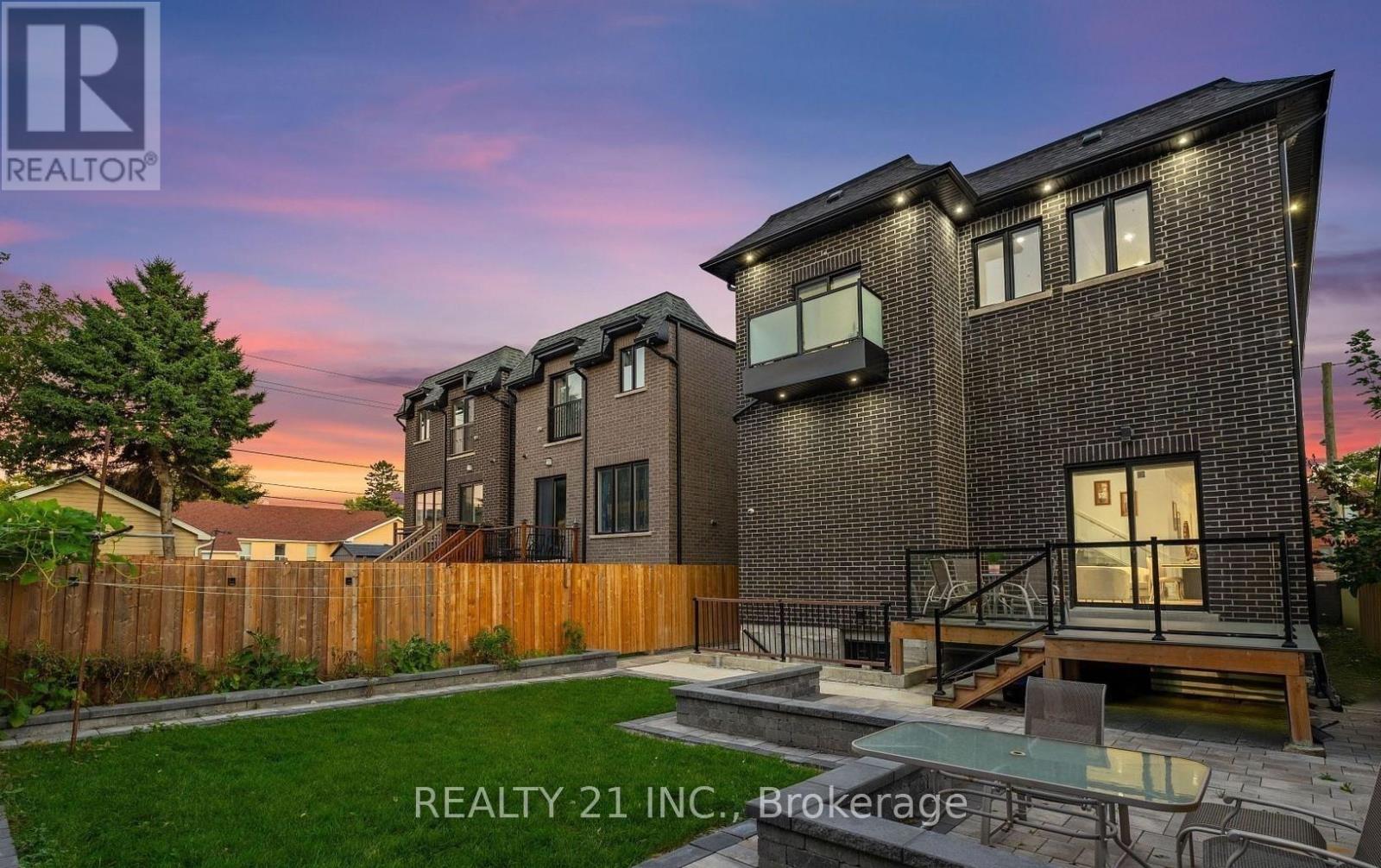 36 Craiglee Drive, Toronto, Ontario  M1N 2L8 - Photo 3 - E12525826