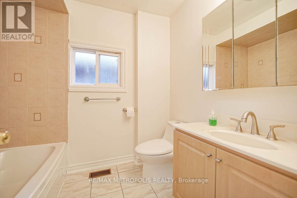 575 Bellamy Road N, Toronto, Ontario  M1H 1G6 - Photo 32 - E12525828