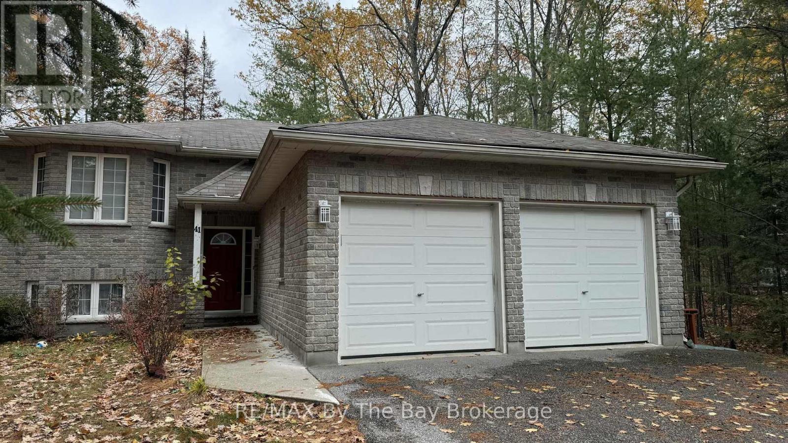 41 Melrose Avenue, Wasaga Beach, Ontario  L9Z 2S8 - Photo 1 - S12524276