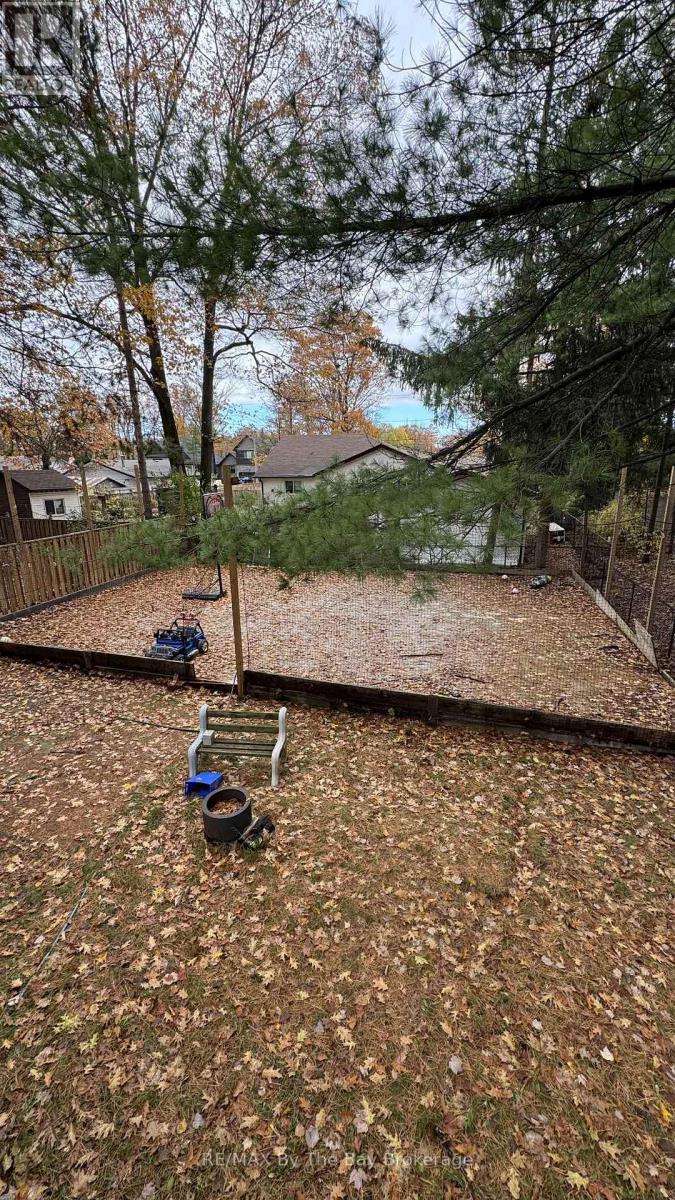 41 Melrose Avenue, Wasaga Beach, Ontario  L9Z 2S8 - Photo 27 - S12524276