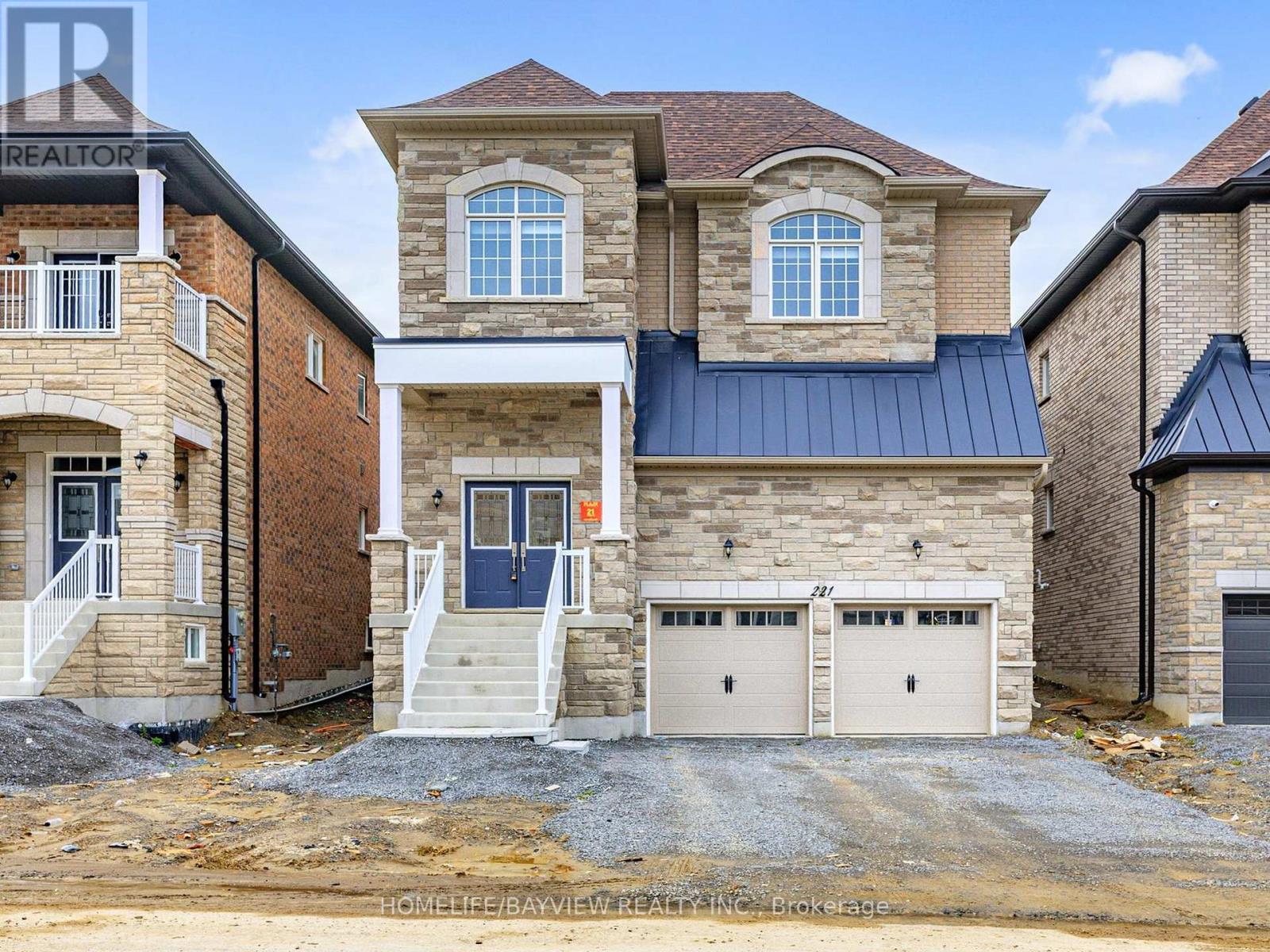 221 SEGUIN STREET, Richmond Hill, Ontario