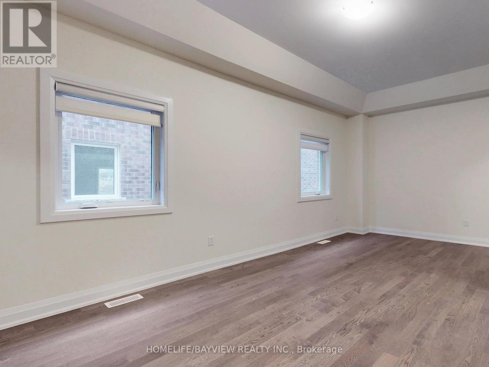 221 Seguin Street, Richmond Hill, Ontario  L4E 1N7 - Photo 5 - N12525820