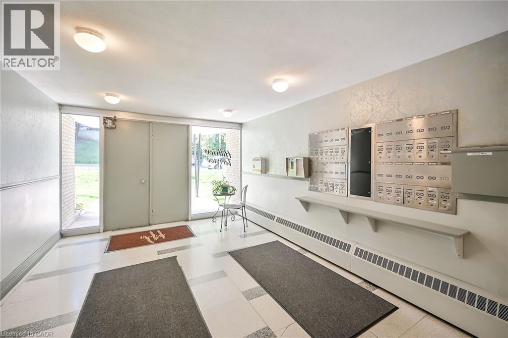 107 St Josephs Drive Unit# 405, Hamilton, Ontario  L8N 2G1 - Photo 7 - 40786763