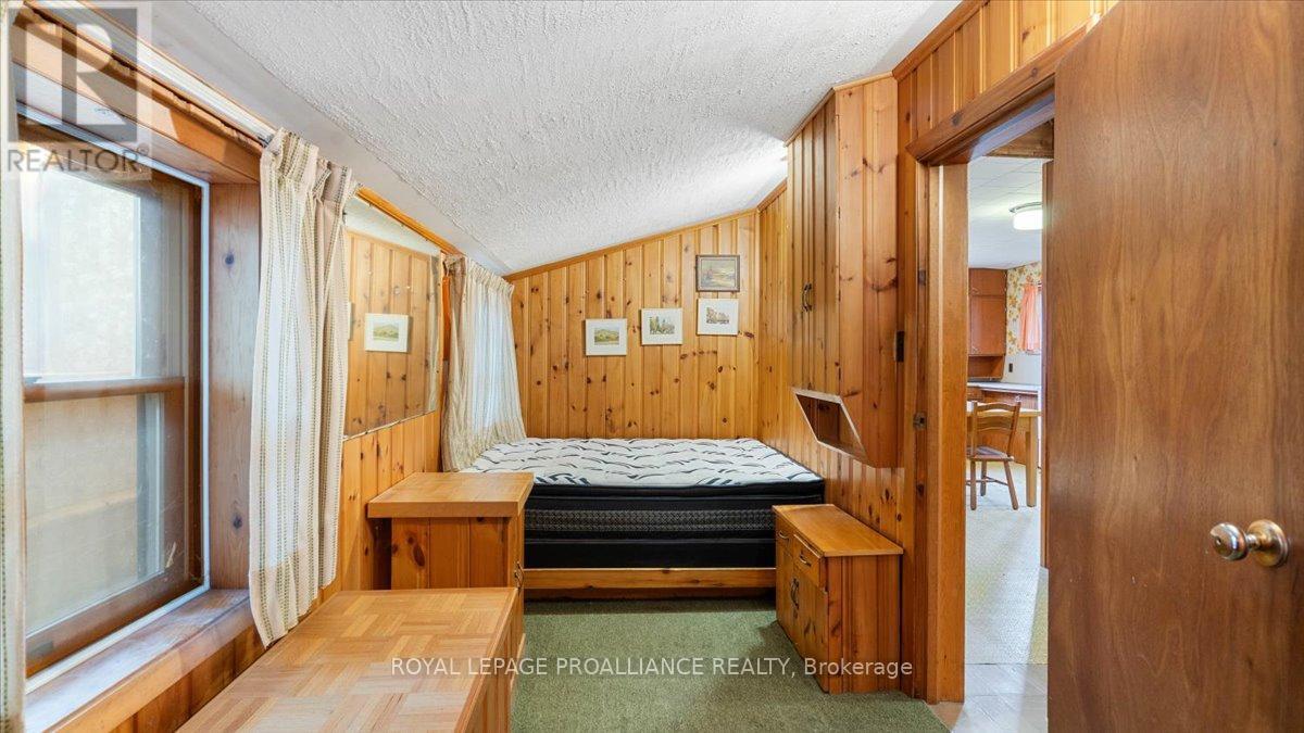 31 S Wellington Street, Quinte West, Ontario K0K 2C0 - Photo 13 - X12525844