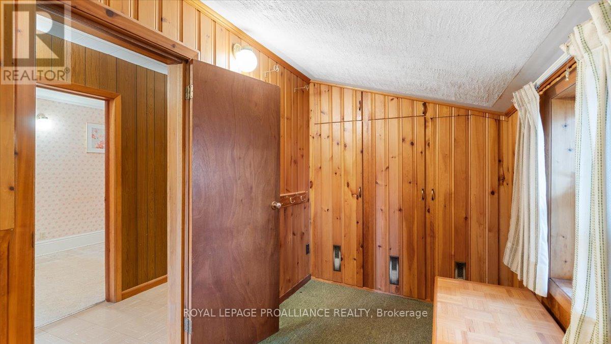 31 S Wellington Street, Quinte West, Ontario K0K 2C0 - Photo 14 - X12525844