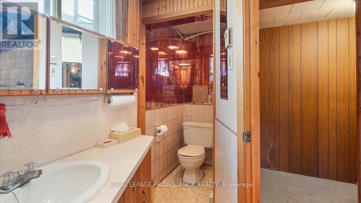 31 S Wellington Street, Quinte West, Ontario K0K 2C0 - Photo 34 - X12525844