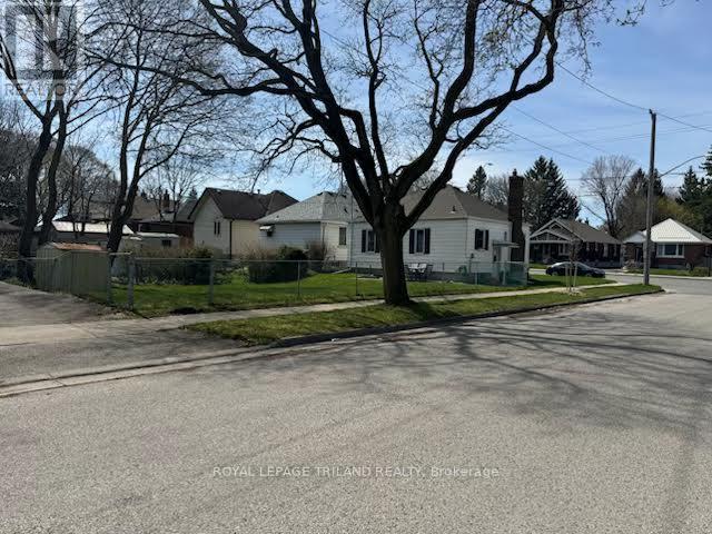 500 HIGHBURY AVENUE N, London East, Ontario