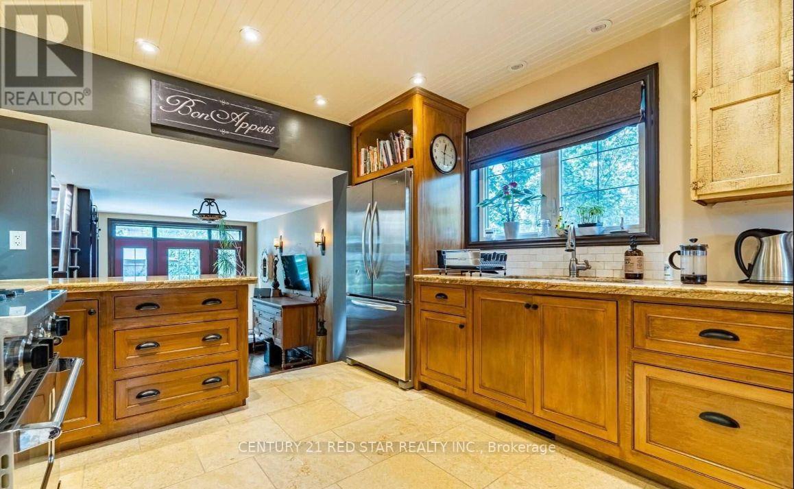 550 Fourth Line, Oakville, Ontario  L6L 5A7 - Photo 18 - W12525814