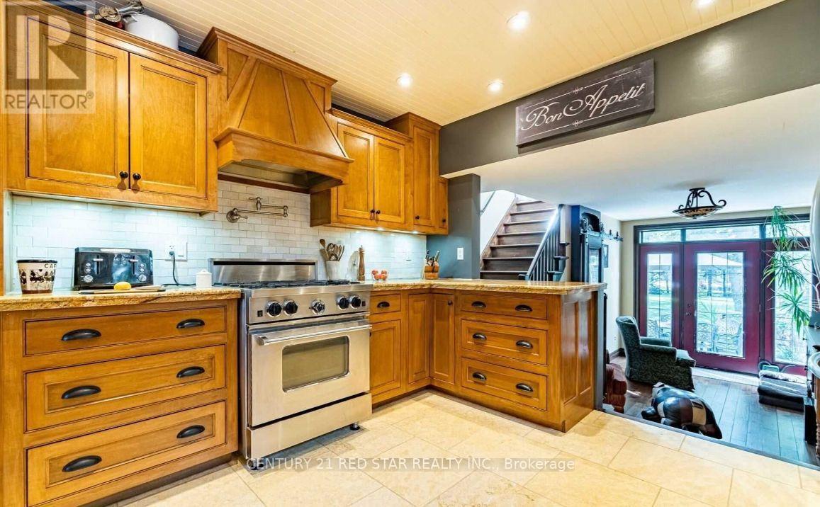 550 Fourth Line, Oakville, Ontario  L6L 5A7 - Photo 19 - W12525814