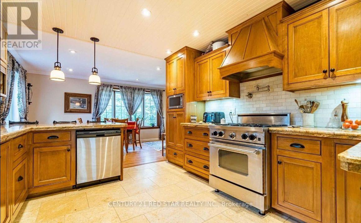 550 Fourth Line, Oakville, Ontario  L6L 5A7 - Photo 20 - W12525814