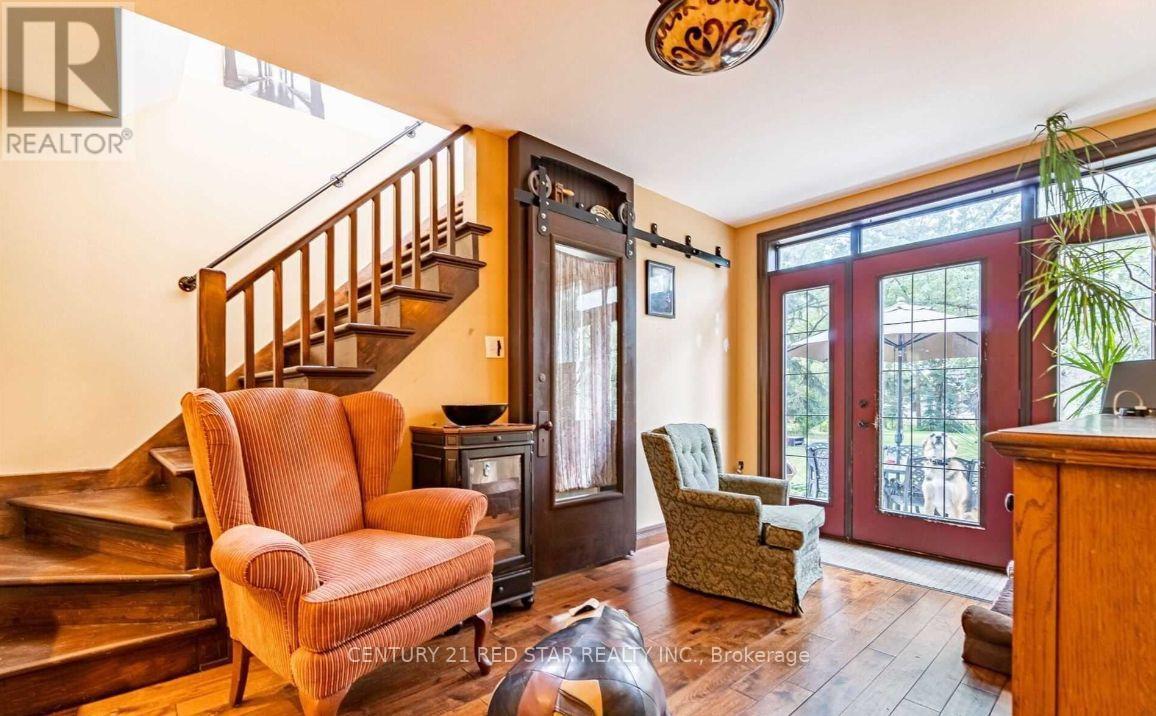 550 Fourth Line, Oakville, Ontario  L6L 5A7 - Photo 22 - W12525814