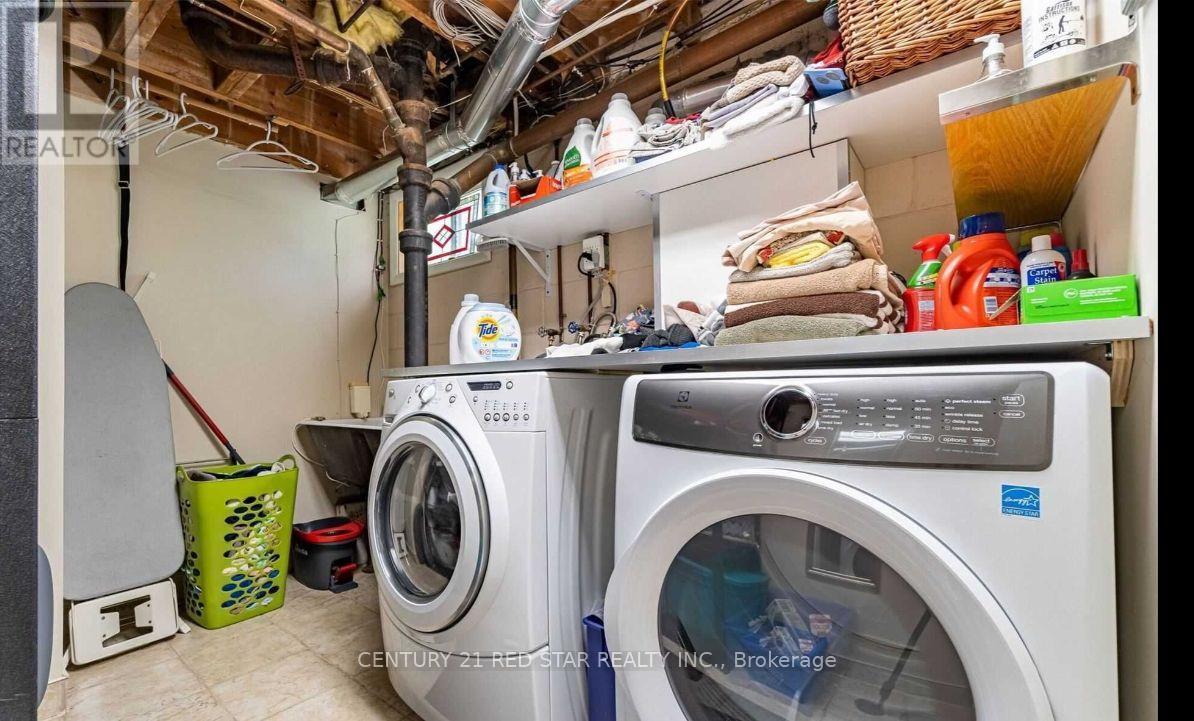 550 Fourth Line, Oakville, Ontario  L6L 5A7 - Photo 37 - W12525814