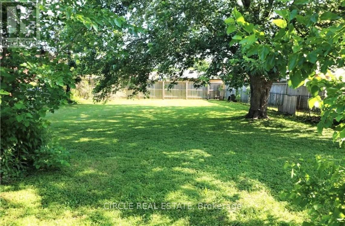 6755 Mcleod Road, Niagara Falls, Ontario  L2G 3G7 - Photo 10 - X12525806