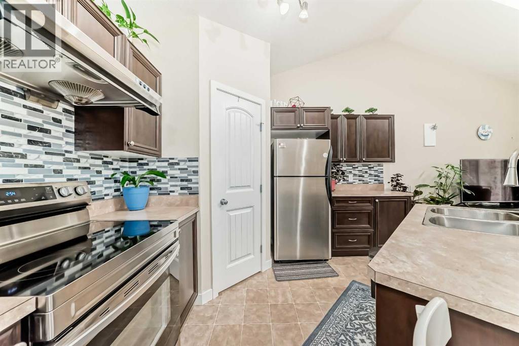 204, 150 Panatella Landing Nw, Calgary, Alberta  T3K 0K8 - Photo 9 - A2265446