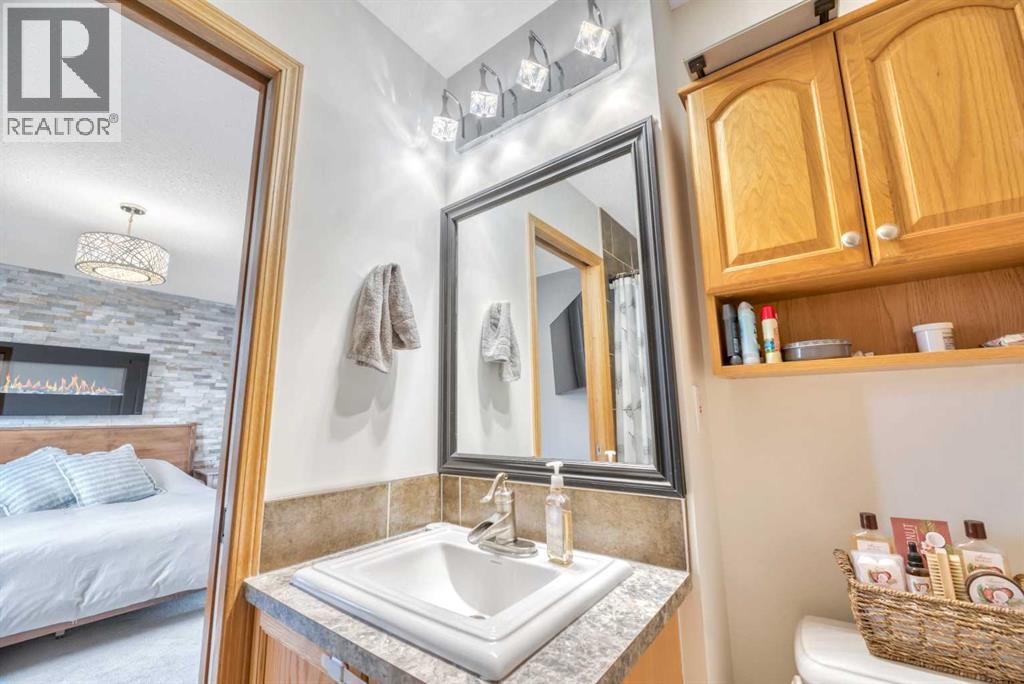 230 Strathford Crescent, Strathmore, Alberta  T1p 1N8 - Photo 38 - A2268664