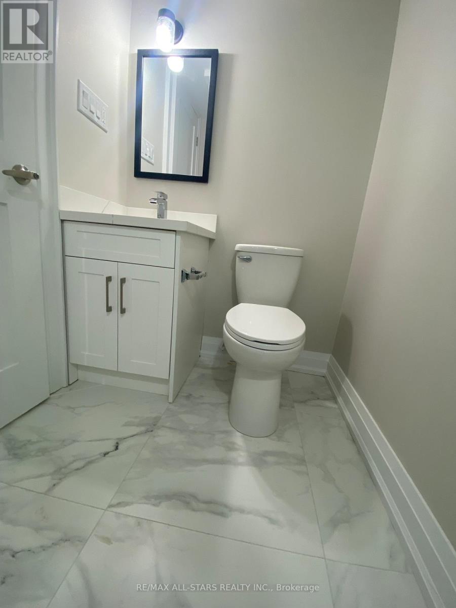 519a Warden Avenue, Toronto, Ontario  L3R 1N3 - Photo 6 - E12525712