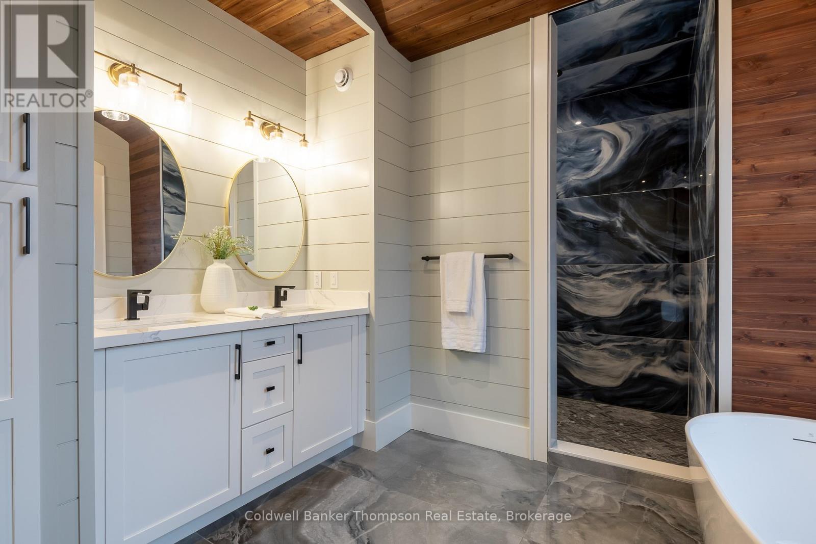 1204 Seabreeze Road, Lake Of Bays, Ontario  P0A 1H0 - Photo 19 - X12525904