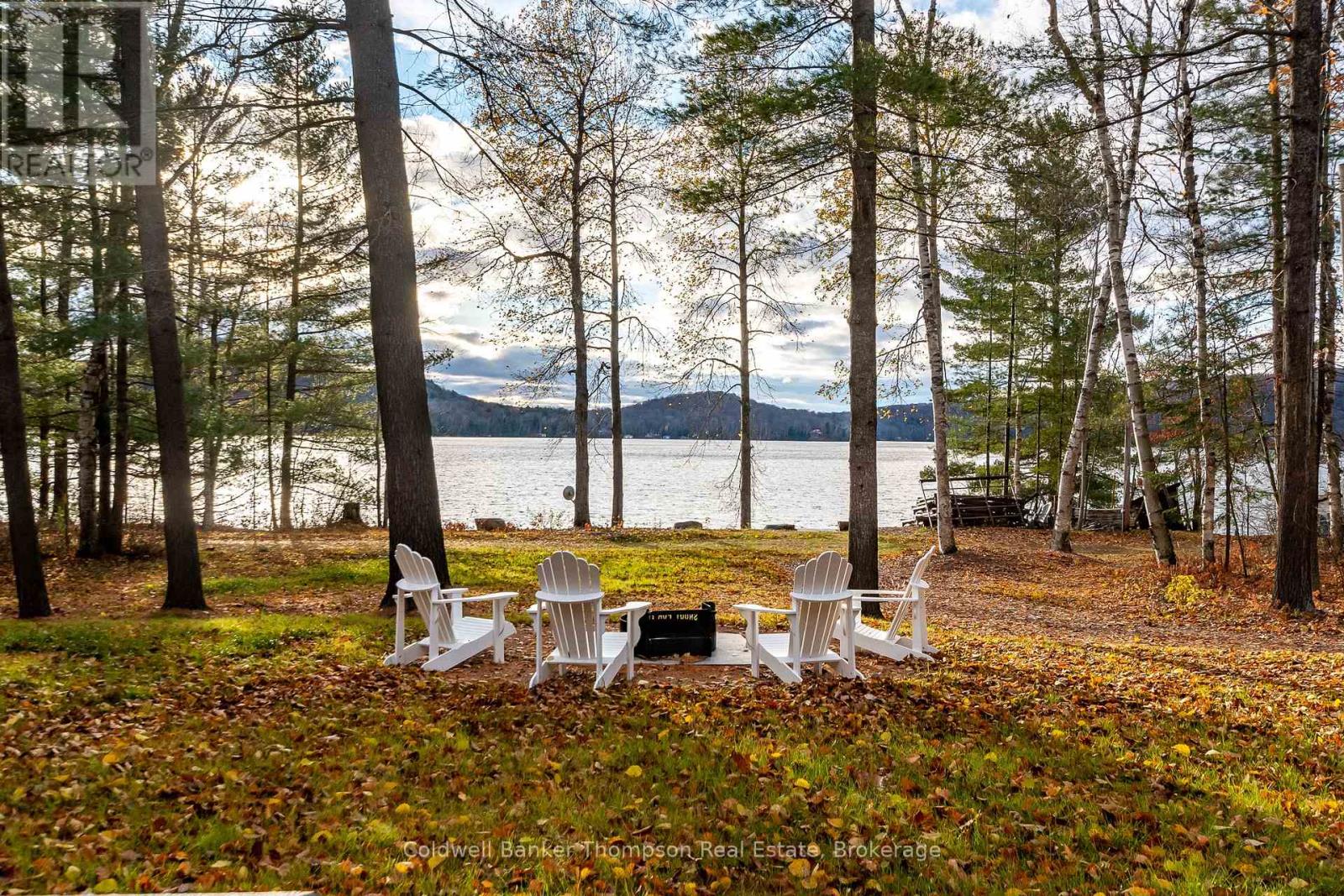 1204 Seabreeze Road, Lake Of Bays, Ontario  P0A 1H0 - Photo 2 - X12525904