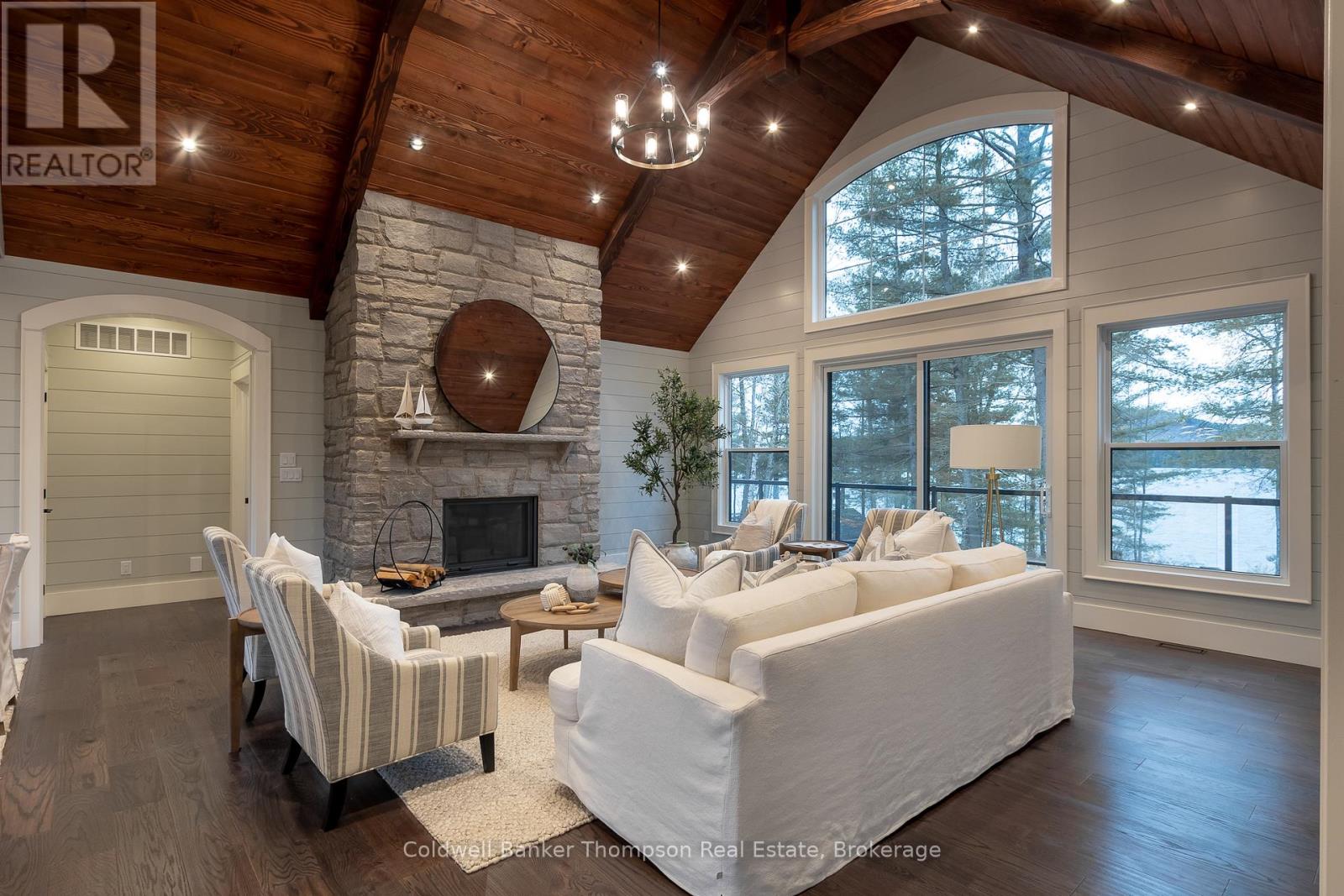 1204 Seabreeze Road, Lake Of Bays, Ontario  P0A 1H0 - Photo 4 - X12525904