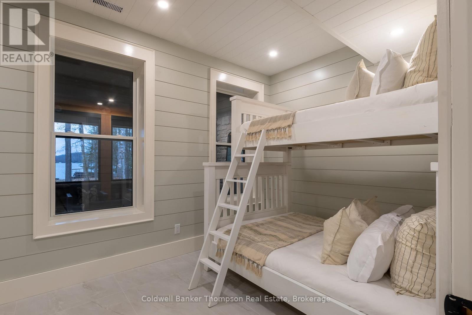 1204 Seabreeze Road, Lake Of Bays, Ontario  P0A 1H0 - Photo 41 - X12525904