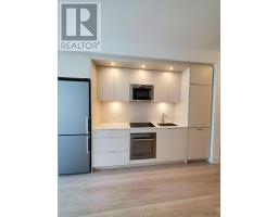 218 - 30 INN ON THE PARK DRIVE, Toronto, Ontario