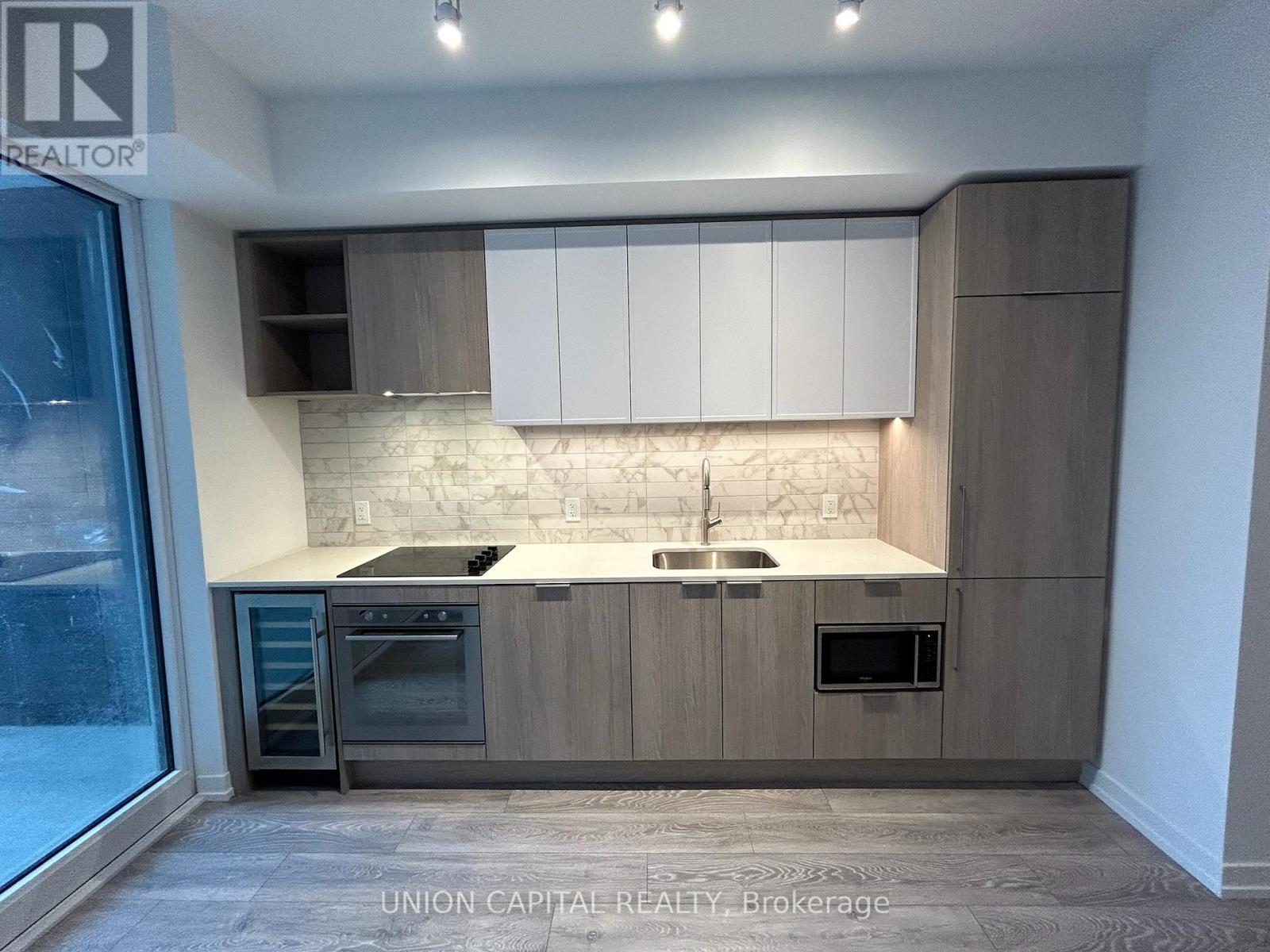 1201 - 2020 Bathurst Street, Toronto, Ontario  M5P 0A6 - Photo 9 - C12525780