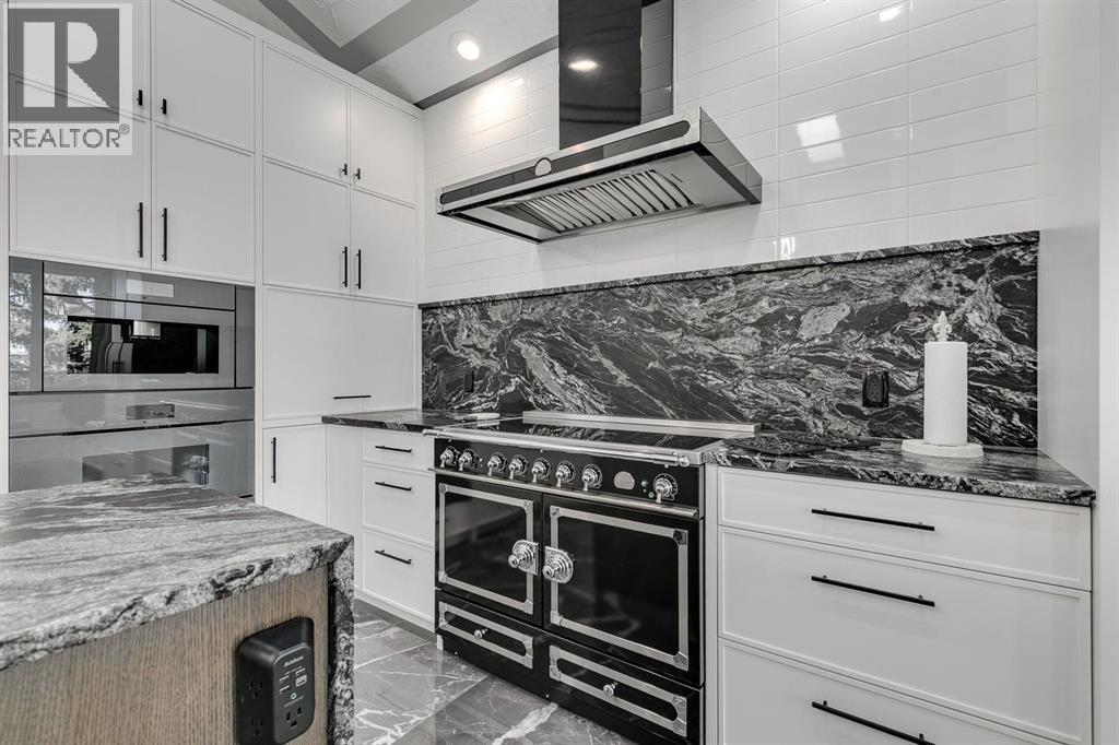 50 Signature Heights Sw, Calgary, Alberta  T3H 3C1 - Photo 15 - A2264415