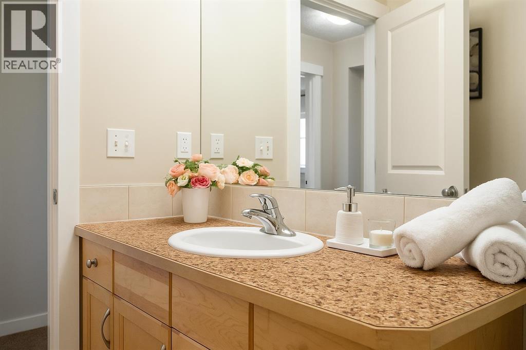 808 Coopers Square Sw, Airdrie, Alberta  T4B 0G6 - Photo 36 - A2269584