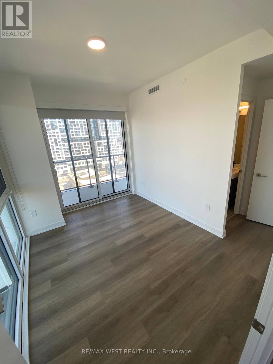 1016 - 9 Tecumseth Street, Toronto, Ontario  M5V 0S5 - Photo 17 - C12525852