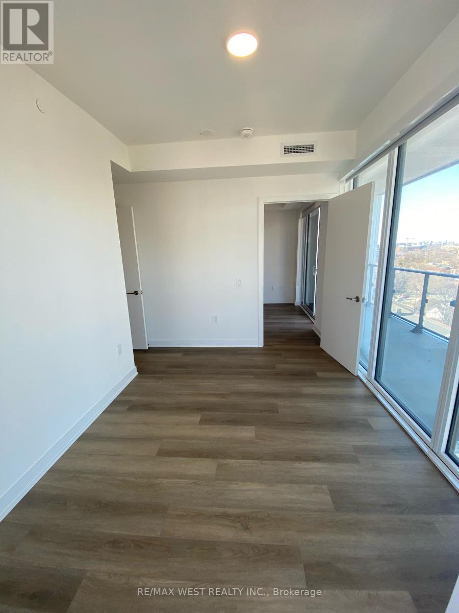 1016 - 9 Tecumseth Street, Toronto, Ontario  M5V 0S5 - Photo 18 - C12525852