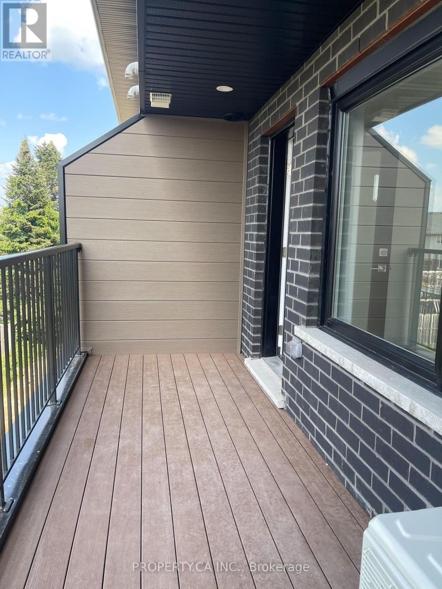 30 Lily Lane, Guelph, Ontario  N1G 5K6 - Photo 8 - X12523834