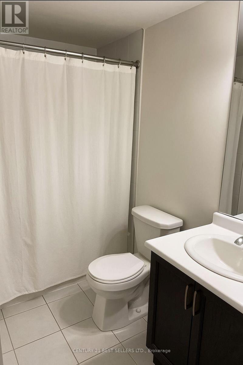 322 John Davis Gate, Whitchurch-Stouffville, Ontario  L4A 7Y6 - Photo 2 - N12525830