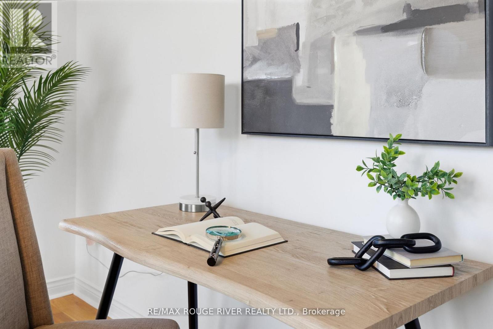 36 Tormina Boulevard, Whitby, Ontario  L1R 3B4 - Photo 5 - E12525918